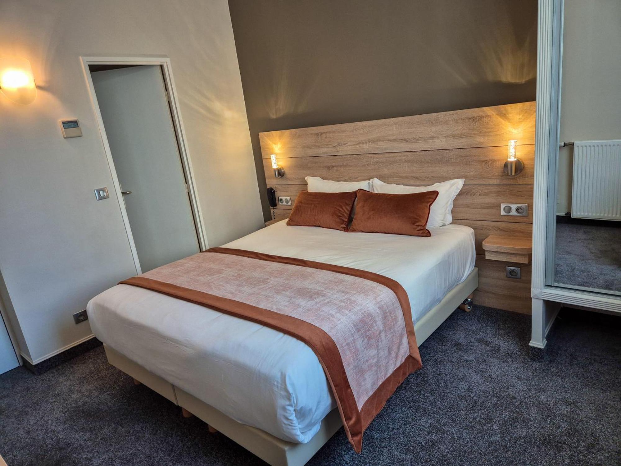Champerret Elysees 3* Parigi