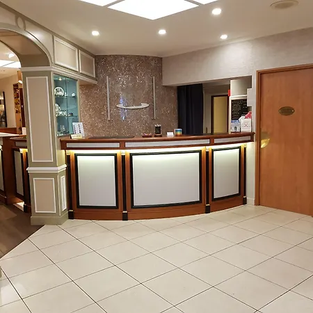 Hotel Champerret Elysees
