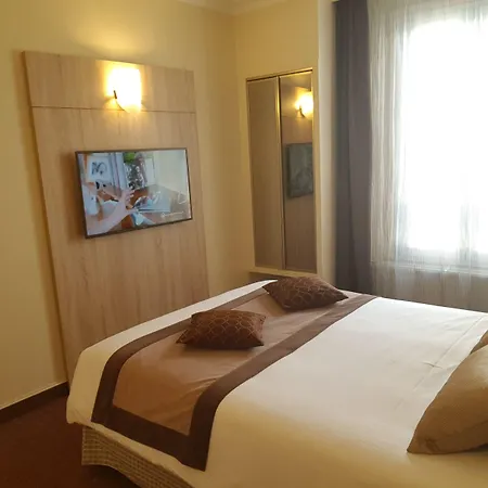 Hotel Champerret Elysees Parigi