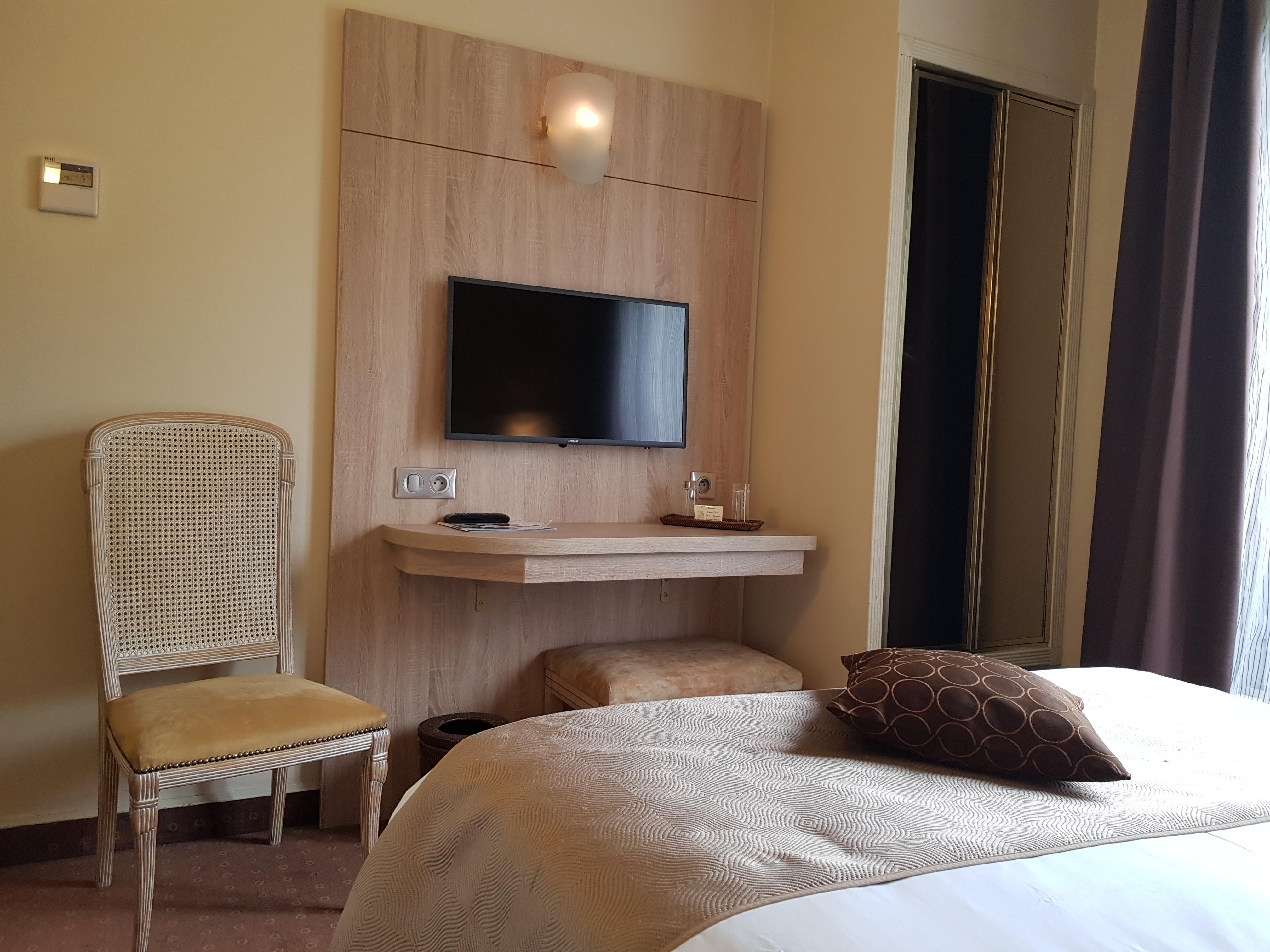 Champerret Elysees Hotel Paris