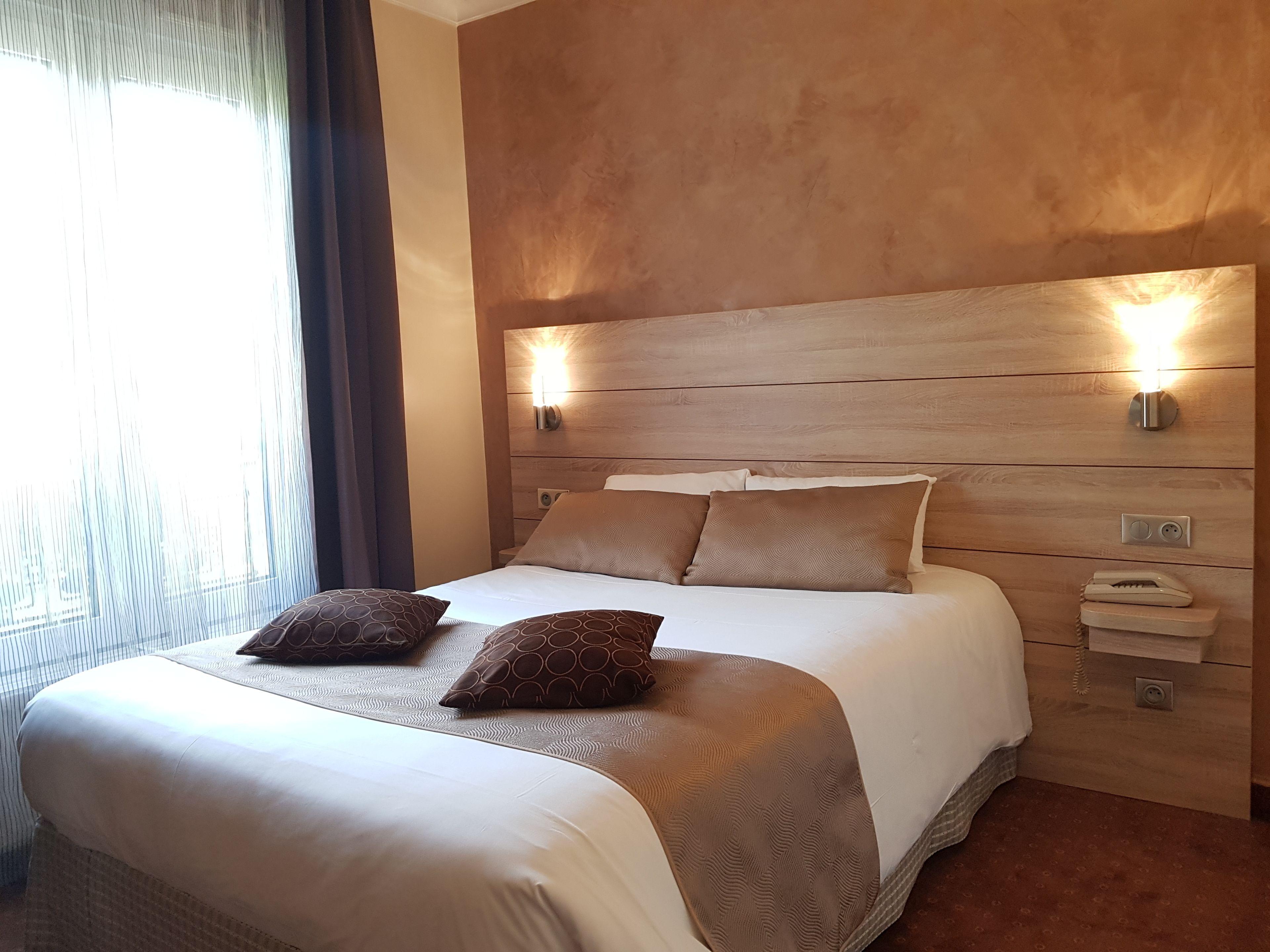 Champerret Elysees 3*
