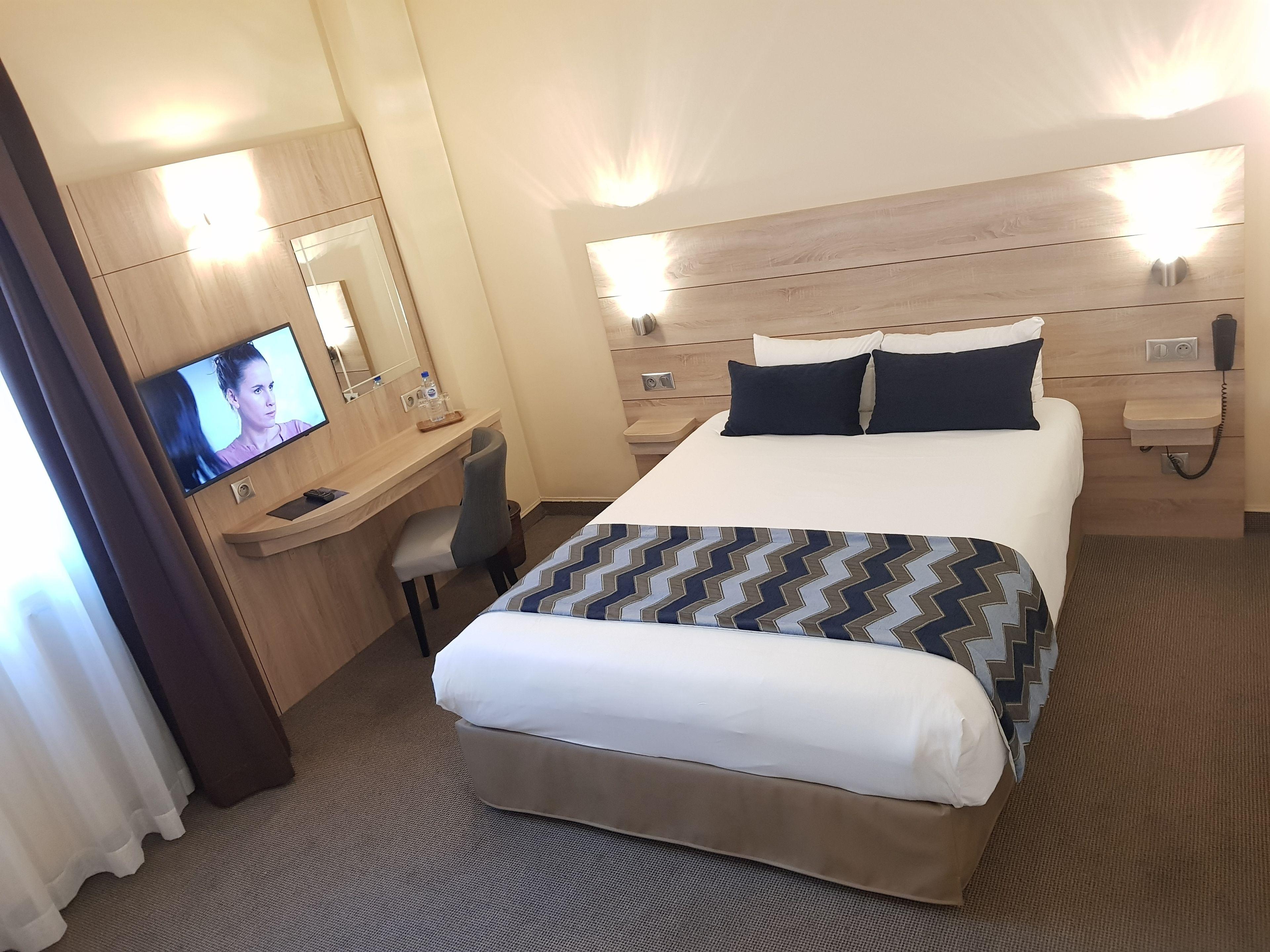 Champerret Elysees Hotel