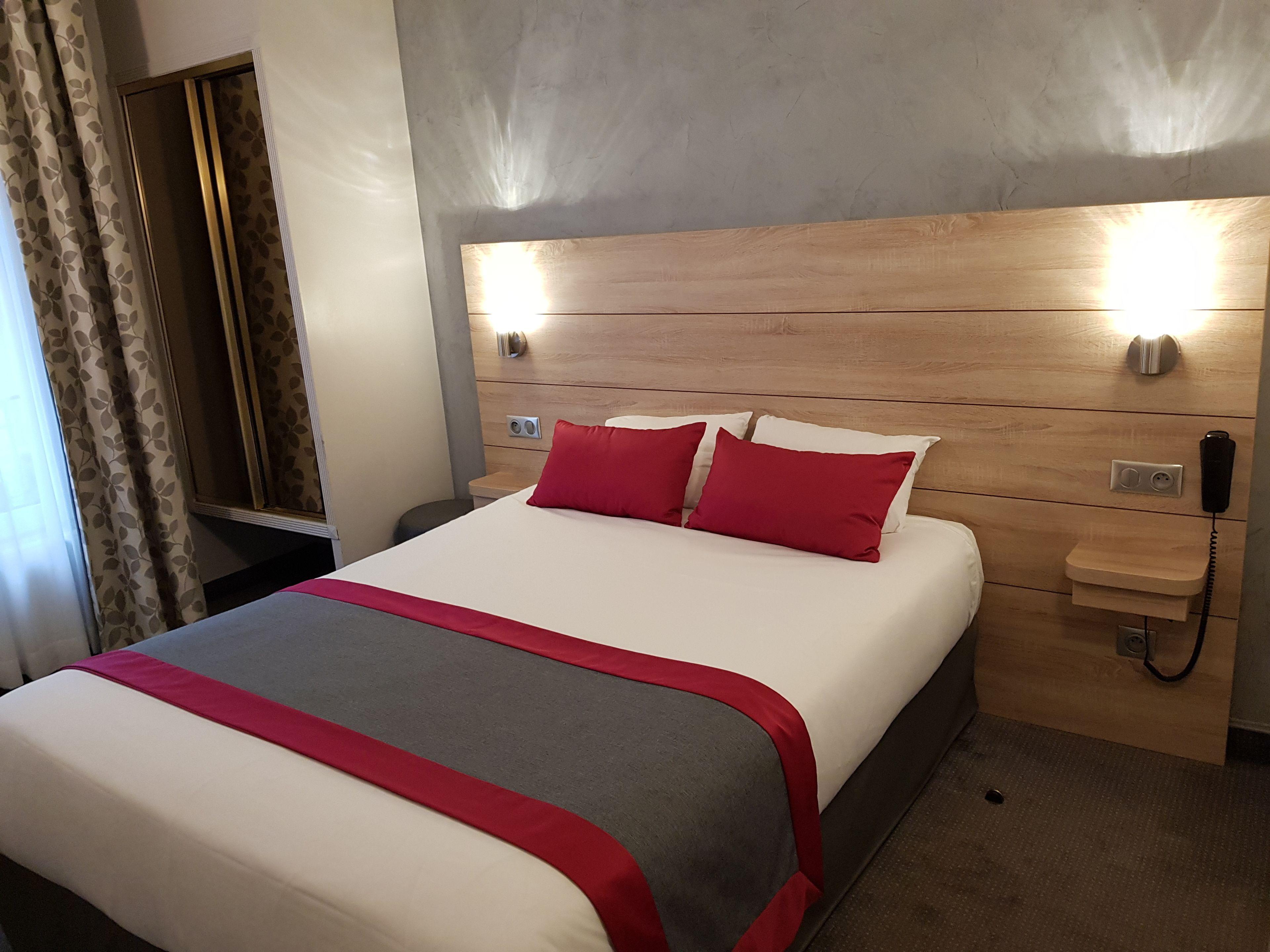 Champerret Elysees 3* Parigi