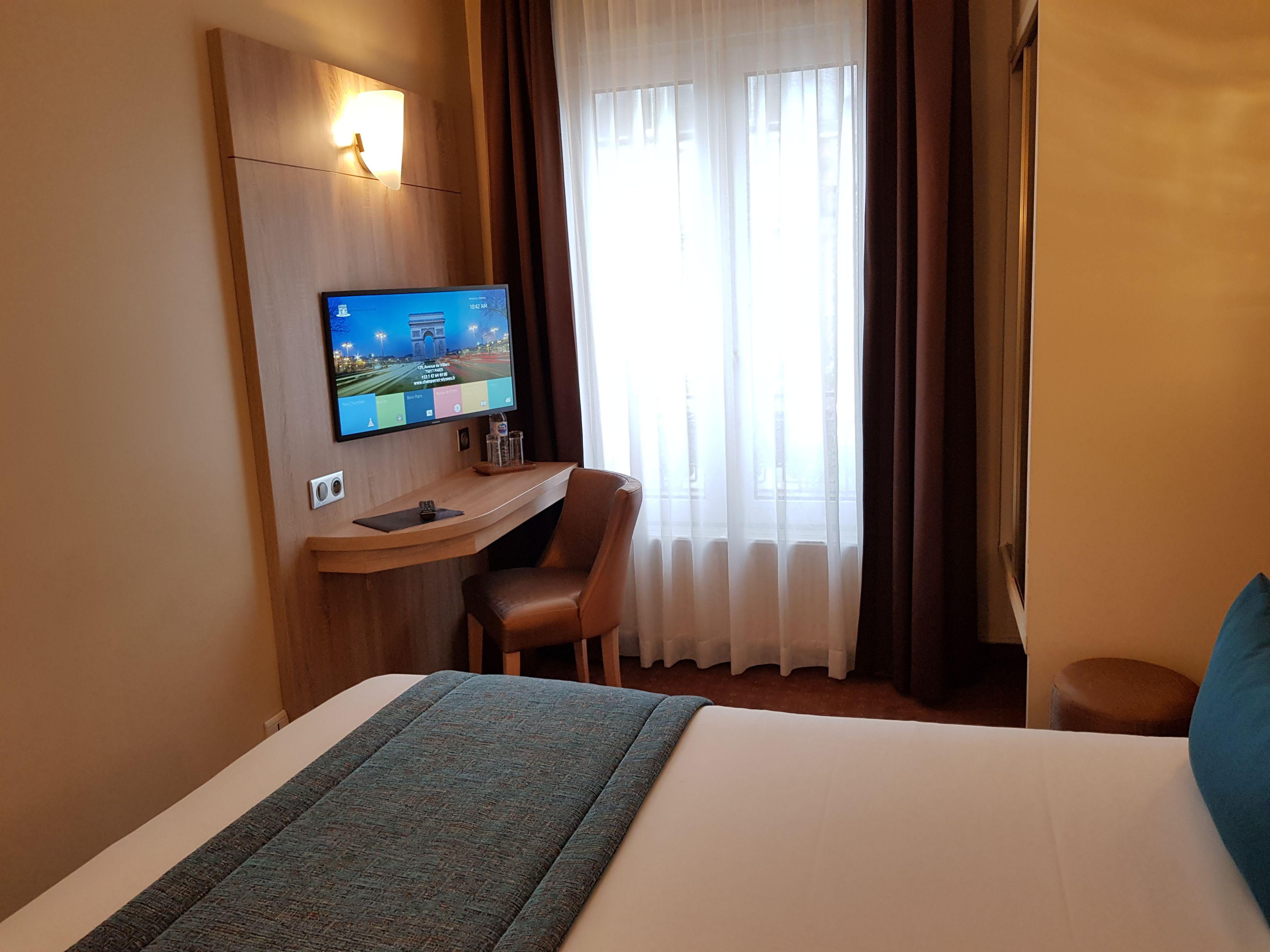 Hotel Champerret Elysees 3*
