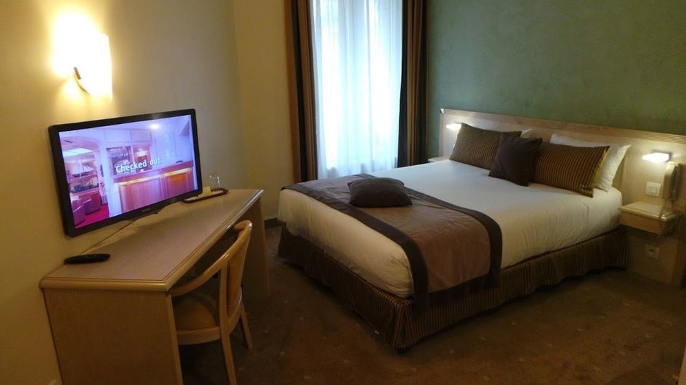 Hotel Champerret Elysees Parigi